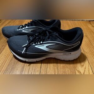 Women’s Brooks Trace Grey, Black and White Athletic Shoes